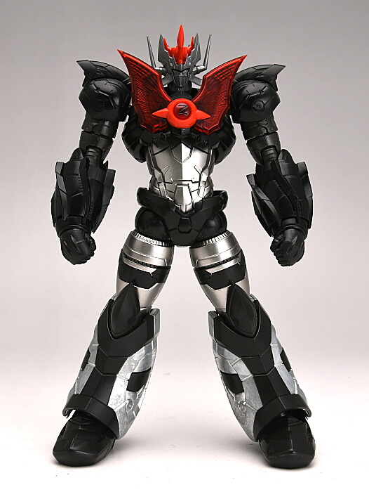 金属の使用部分がわかる試作品。銀色の部分が金属パーツだ