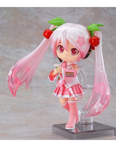 桜をイメージしたアクションフィギュア「figma 桜ミク」と「桜ミク」の