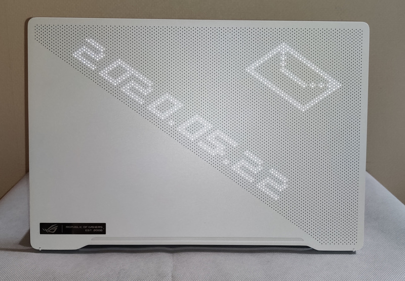 「システムモード」ではメールの着信を点滅で知らせてくれる