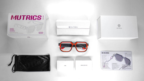 ゲーマー向けのスマートグラス！ レトロゲーム機を彷彿とさせる