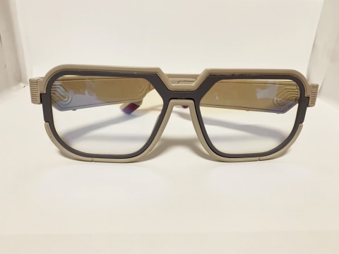 ゲームの没入感と現実世界、両方大切にできるニューゲーミングデバイス