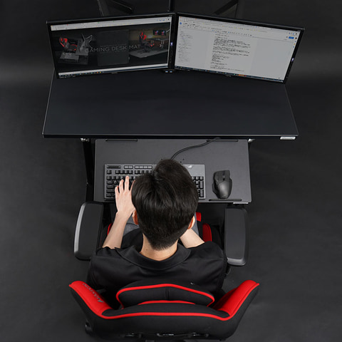 イラストレーター必見！ ペンタブレットを置くための専用テーブル