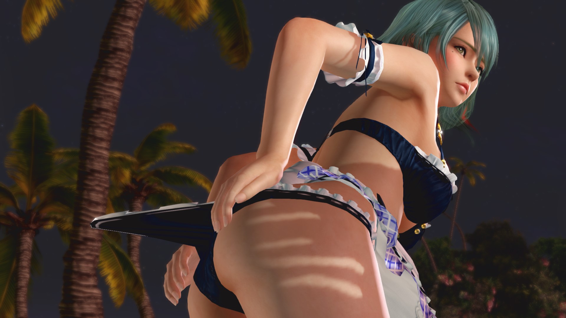 あんな所やこんな所も引っぱり放題。普段はエロお姉さんのたまきも、これには恥ずかしい様子