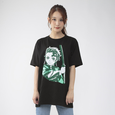 鬼滅の刃」、キャラクターが大きくプリントされた「Tシャツ