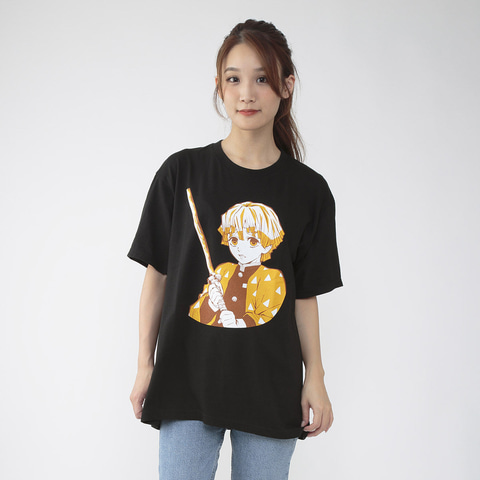 鬼滅の刃」、キャラクターが大きくプリントされた「Tシャツ