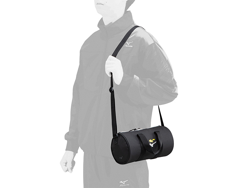 <strong class="em ">「MIZUNO　ミニドラムショルダー　ピカチュウ」</strong>/価格：2,420円（税込）