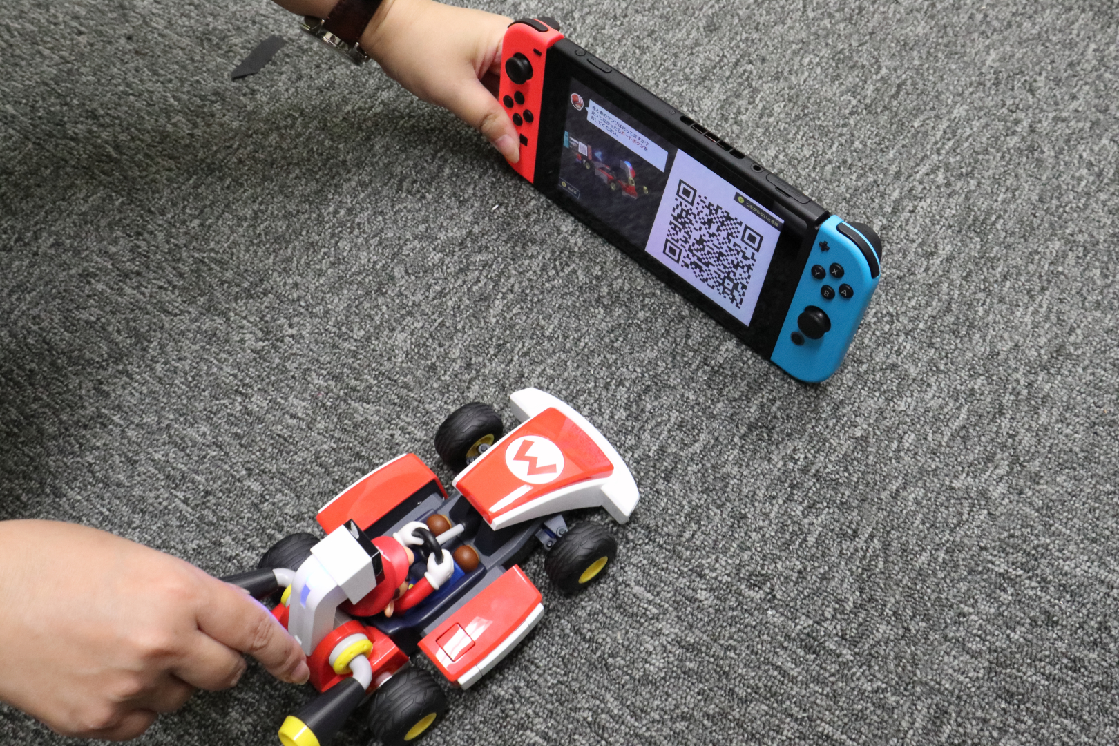 小さい子供でも簡単に設定できるのが嬉しい。これでSwitch本体がカートを動かすリモコンとなる。