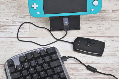 Pcでもps4でもswitchでも 同じキーボード マウス でプレイ 転戦するfps Tpsゲーマーの強い味方 Gamesir Vx2 レビュー Game Watch