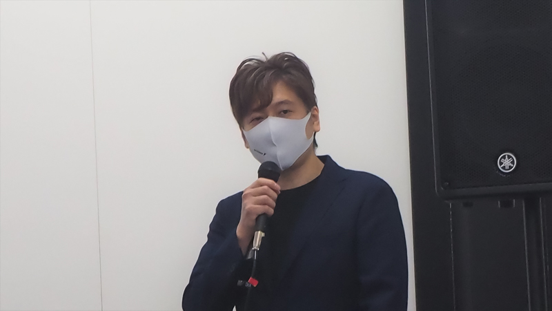 アーク BTO-PC統括長の福田智氏が新ブランド「arkhive」についての説明を行った