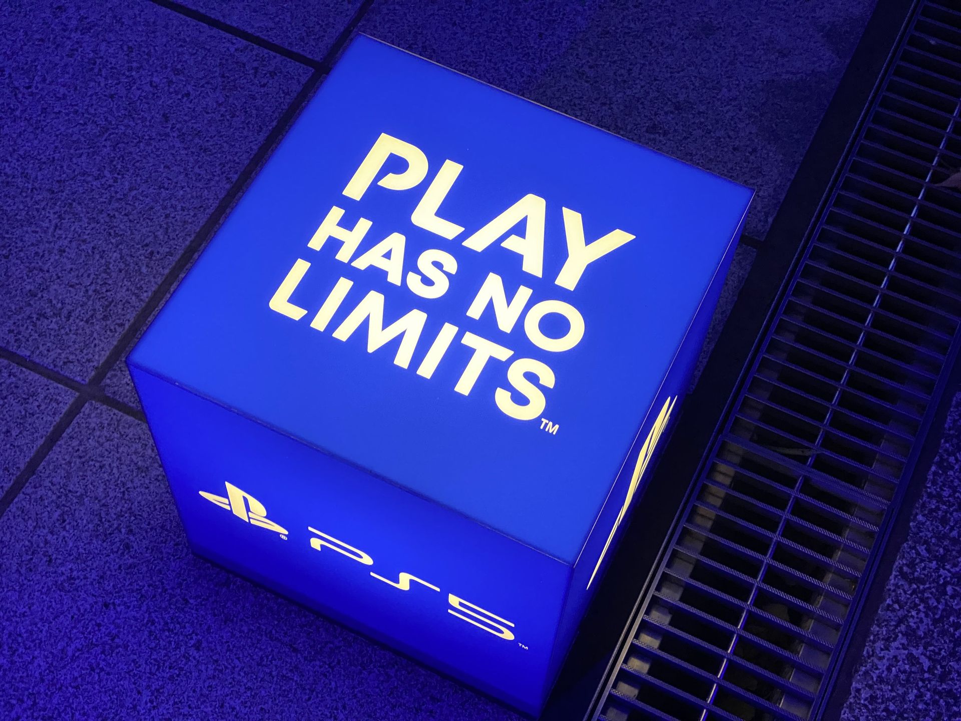 お洒落な灯籠（？））