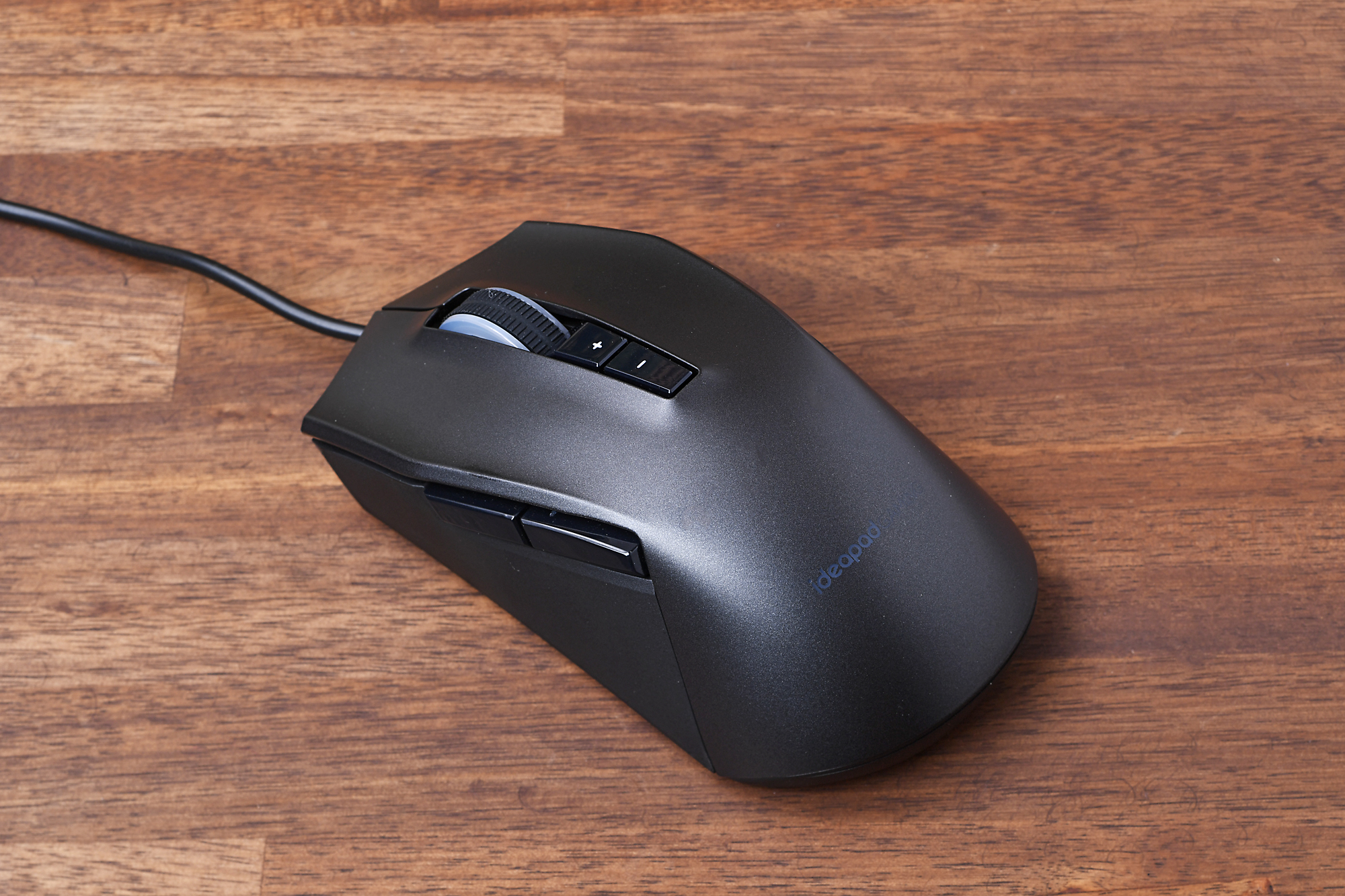 「IdeaPad Gaming M100 RGBマウス」が付属