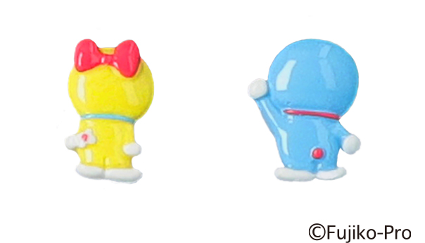 後ろすがたピアス ドラえもん・ドラミ 価格：2,200円（税込）