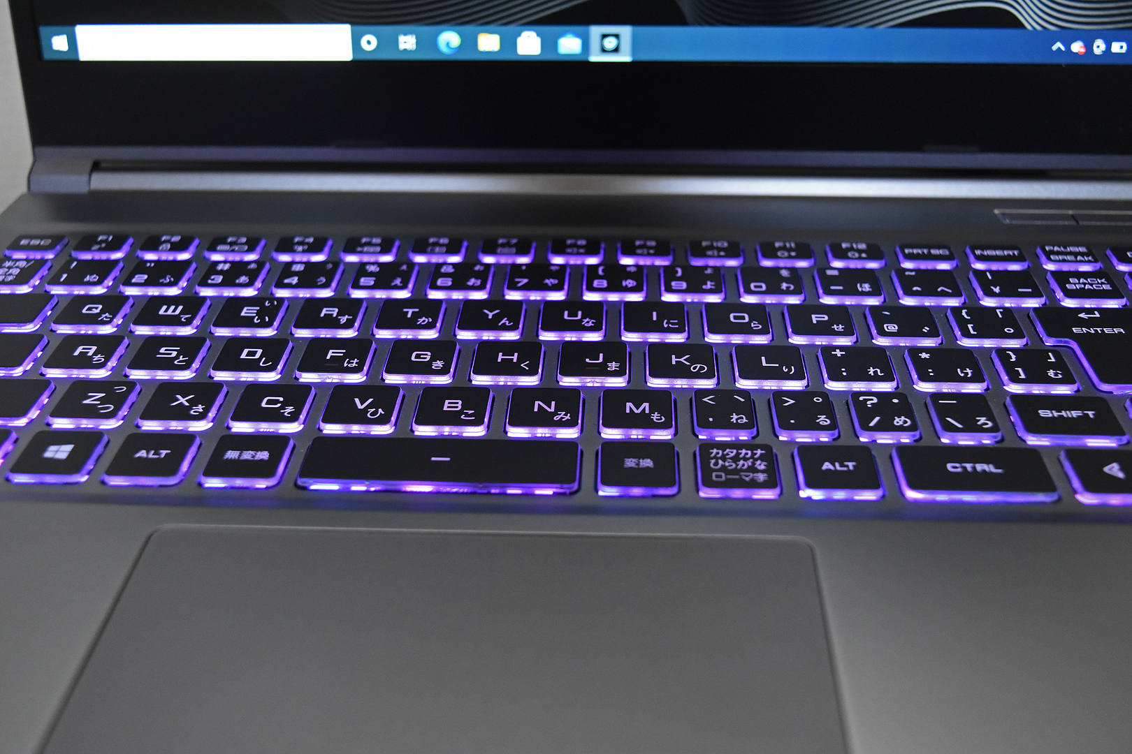 キーボードのバックライト設定画面。自分好みの光らせ方ができる