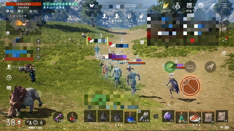 ボスの出現エリアではお互いのメンバーが集まって大規模戦に発展することが多いのだという。同じくらいのキャラクターの強さなら数が多いほうが勝てるが、エース級のメンバーは人数不利をひっくり返すくらいの強さもあるのだという