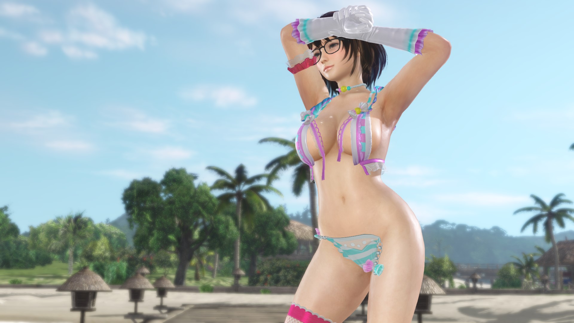 アングルによっては“履いていない”ようにも見えるアブナイ水着である