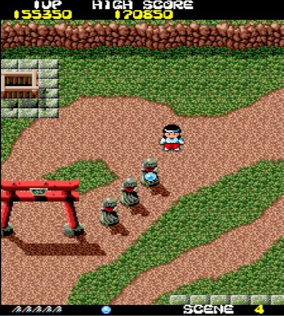 一番上の地蔵の足元には青色の水晶玉が、一番下の地蔵には青色の御札が隠されている