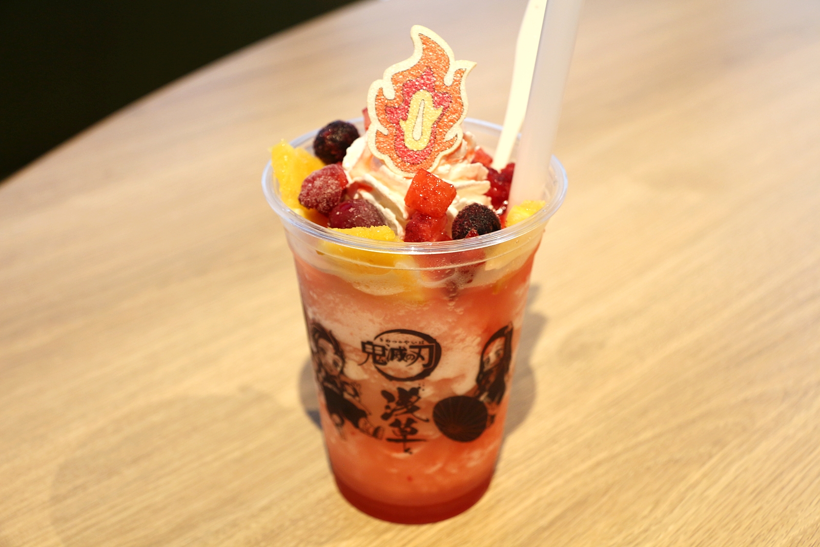 ヨーグルト風味の爽やかな味が口いっぱいに広がります！