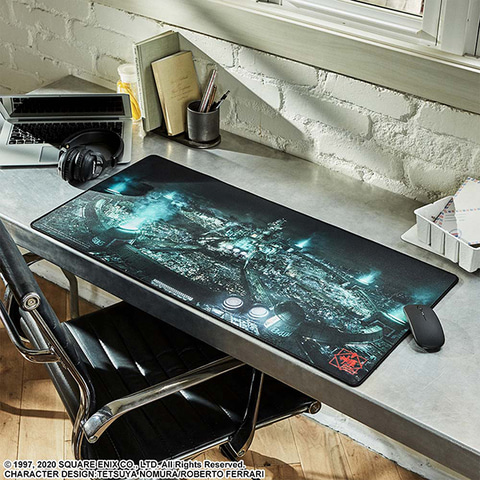 ファイナルファンタジー」シリーズのデザインをあしらった大型