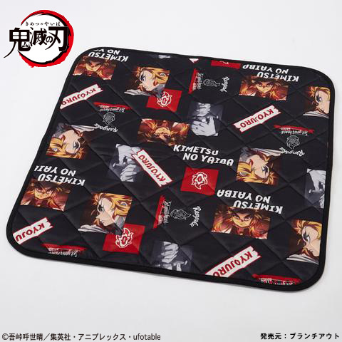 こたつ中敷き（正方形） 価格：979円（税込）