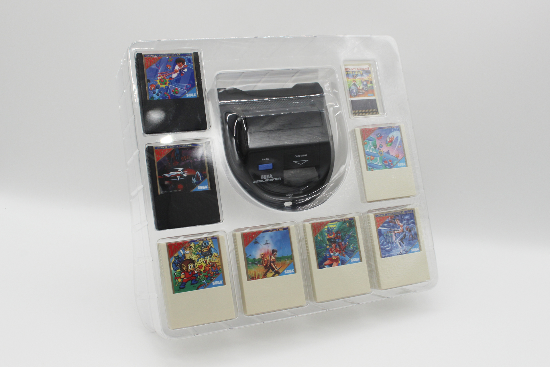 ブリスターに入った内パッケージ。下段のソフトは2本ずつ重ねて入っている