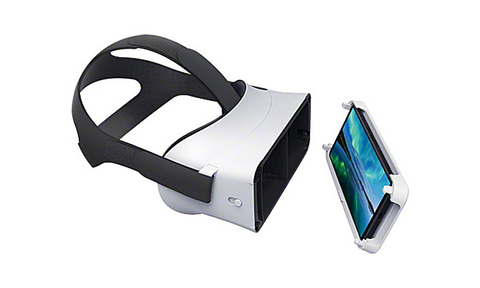 XperiaでVR体験！ スマホ差し込み型ビジュアルヘッドセット「Xperia