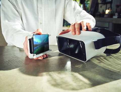 【未使用に近い】SONY XPERIA View VRヘッドセット XperiaでVR体験！ スマホ差し込み型ビジュアルヘッドセット「Xperia