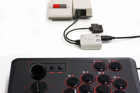 スーファミとニューファミコンでDUALSHOCK 4やDualSenseを使用