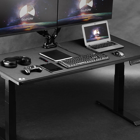 バウヒュッテから、電動昇降機能付きの“ハイエンド”ゲーミングデスク