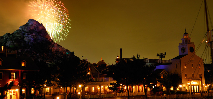 「ディズニー・ライト・ザ・ナイト」（東京ディズニーシー）