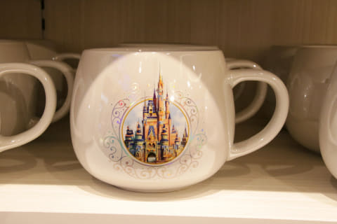 Disney - ディズニーWDW 50周年 (ブランケット、マグカップ、ピンバッジ、ステッカー) Disney - ディズニーWDW 50周年 (ブランケット、マグカップ