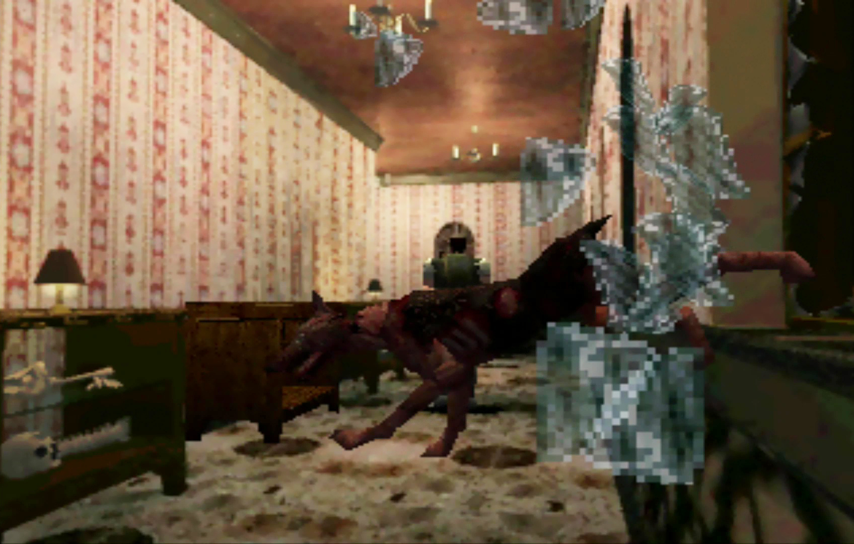 窓の近くを通り過ぎたタイミングでゾンビ犬が乱入。驚かせるポイントが憎たらしい程にうまい