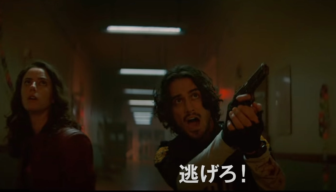 映画ではゲームと違い、レオンとクレアが一緒に行動しているようだ