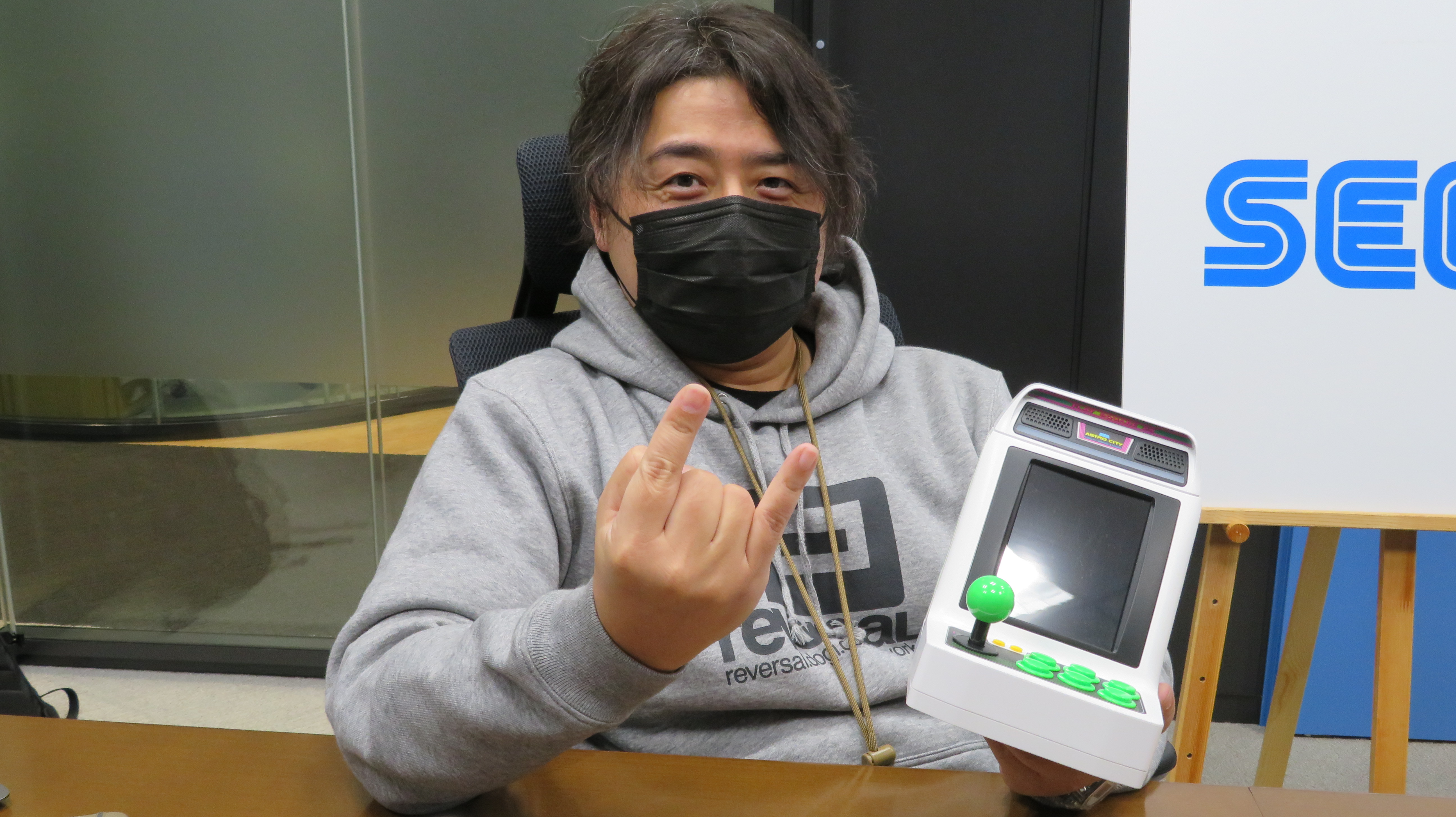 インタビュー】あの「アストロシティミニ」が縦モニターになって新登場
