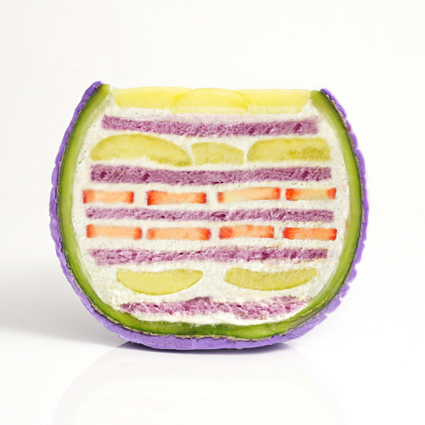 「ゴムゴムの実ケーキ」断面図