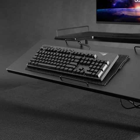 ベッドゲーマー必見！ バウヒュッテより高さ＆角度調整可能な