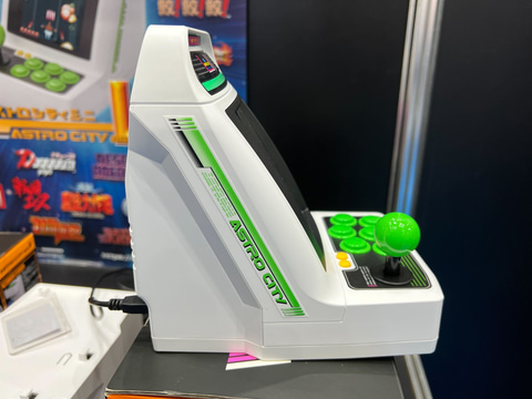 ASTRO CITY ミニ　ストレージボックス付き hq720.jpg?sqp=-