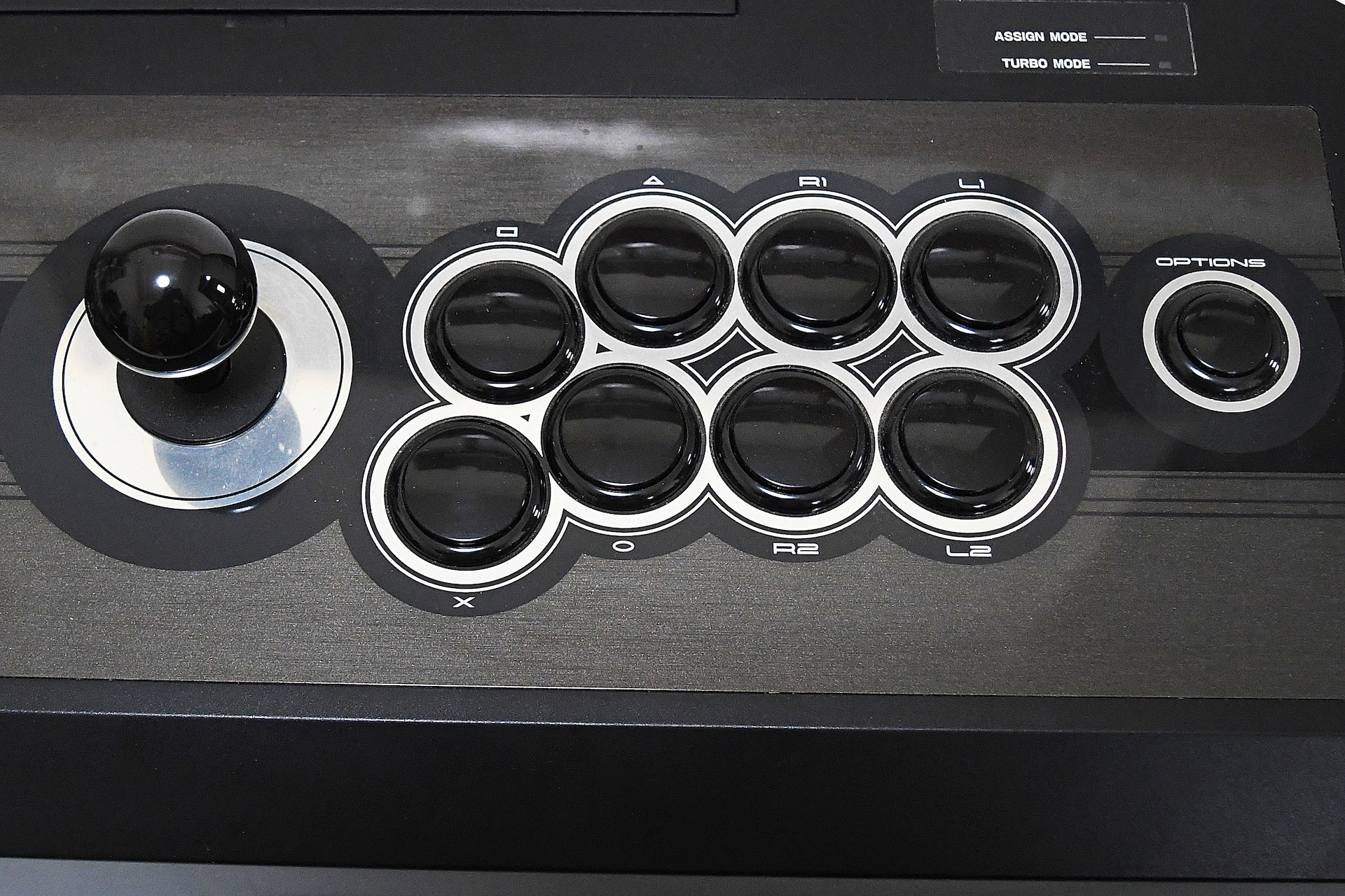 筆者の持っている「RAP」は右肩上がりのボタン配置