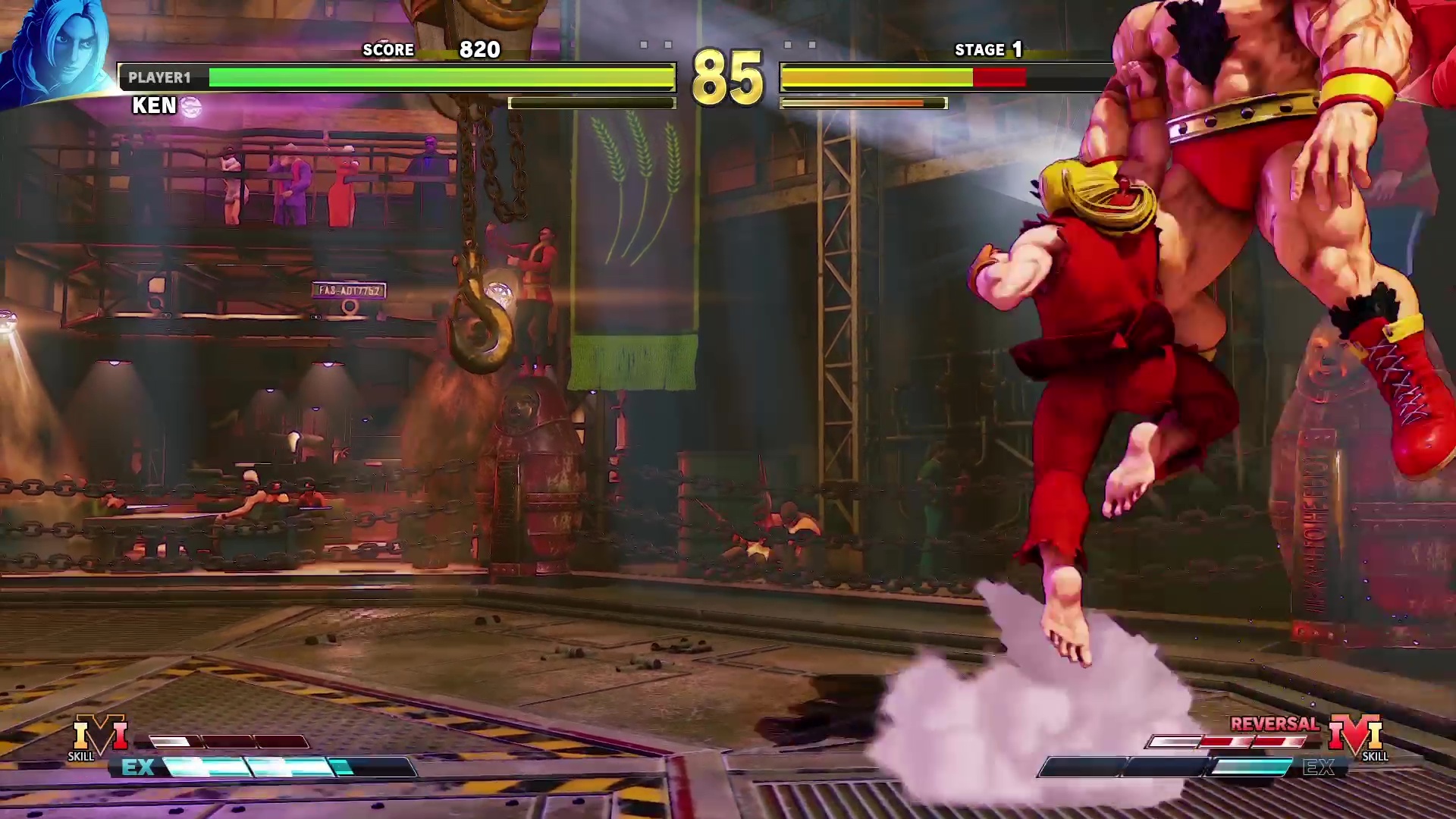 斜め入力の件は特に問題には感じず、必殺技やコンボもミスすることなく安定して出せた