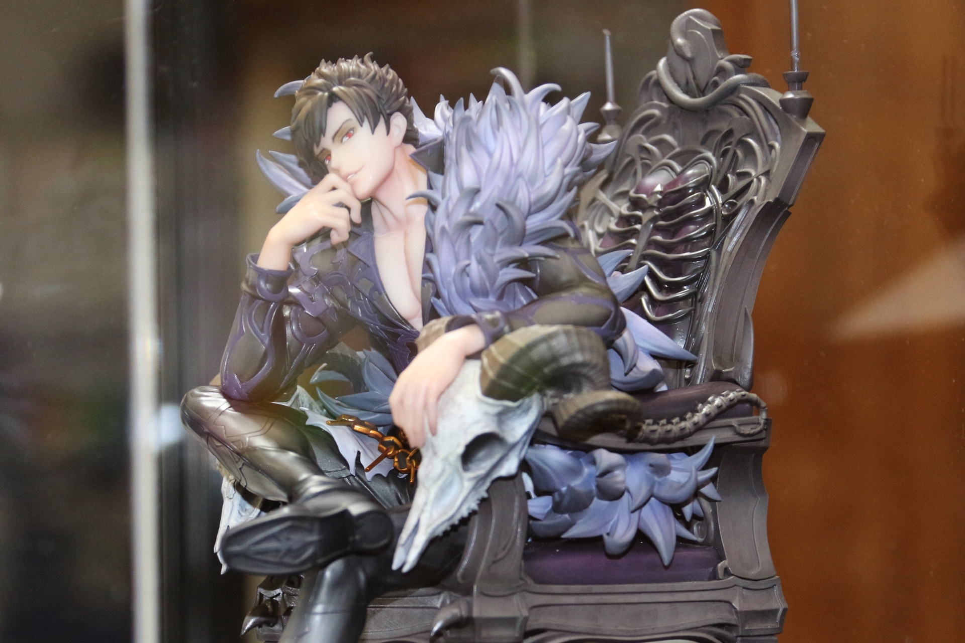 ベリアル 1/8サイズスタチュー