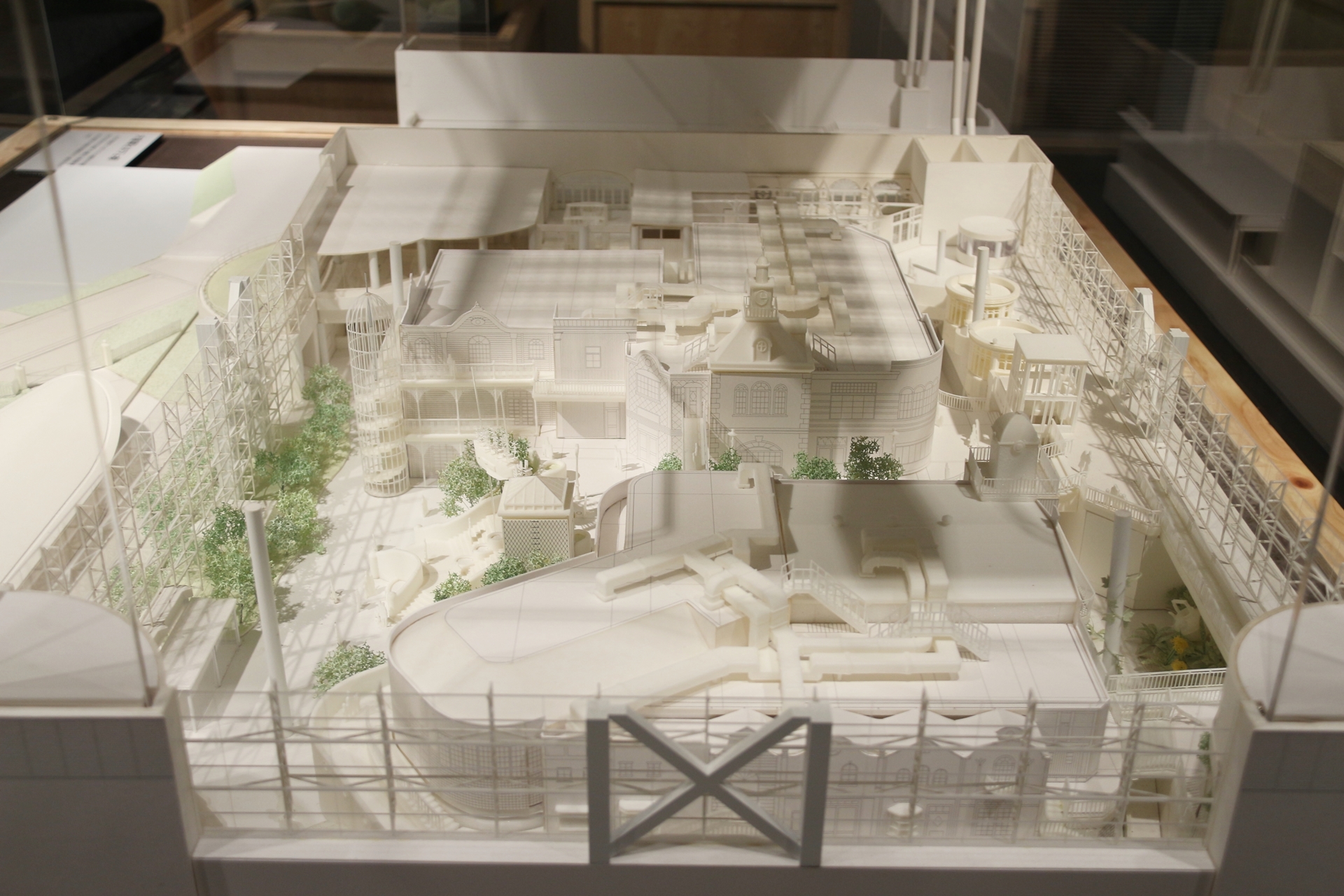 「ジブリの大倉庫」エリアの模型