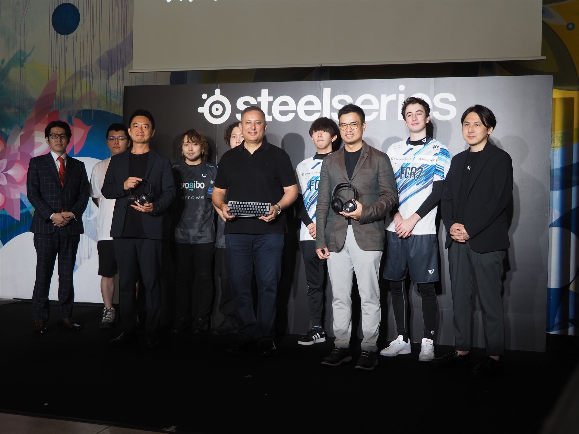 プロゲーマーも交えたフォトセッション