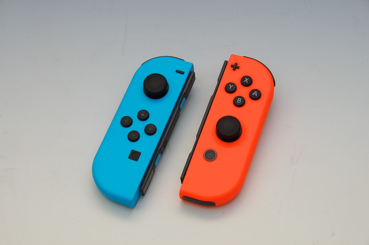 Nintendo Switchの標準コントローラー「Joy-Con」