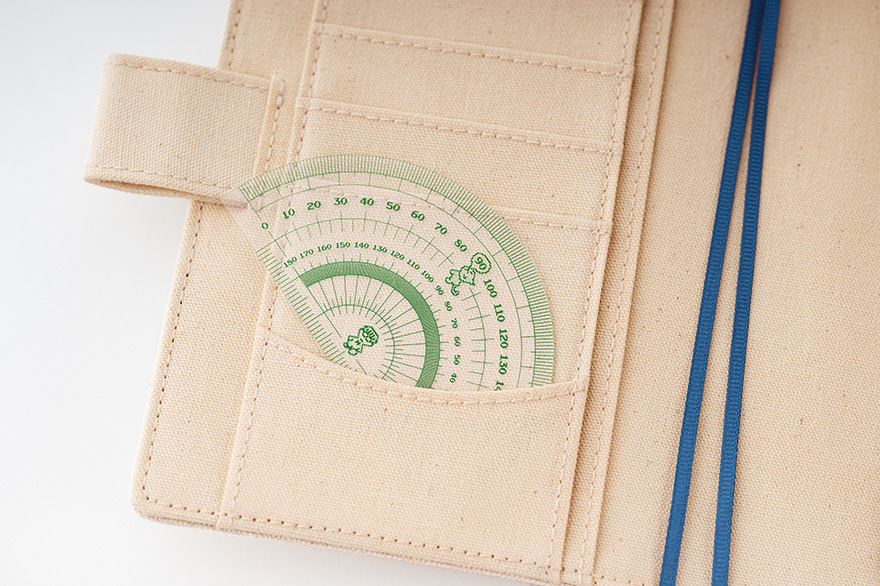 ほぼ日手帳にはさんでおけば、いろいろなものの角度がだいたいわかる