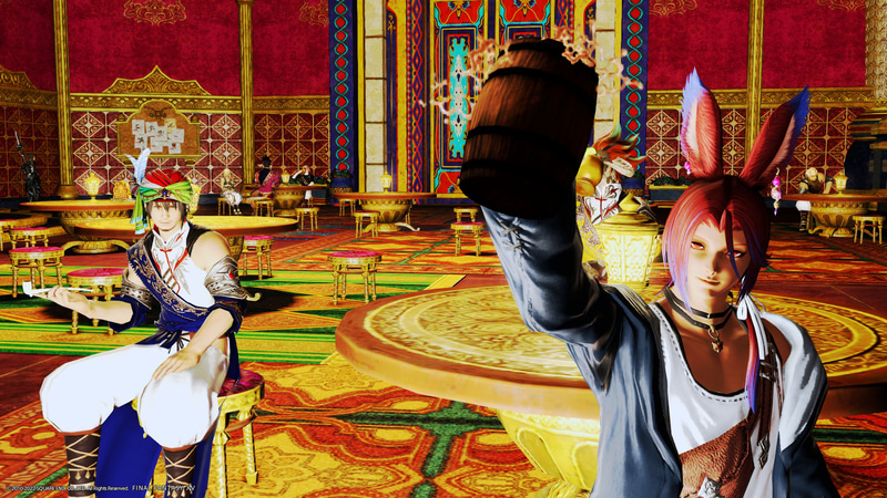 酒場でピザと共に乾杯！