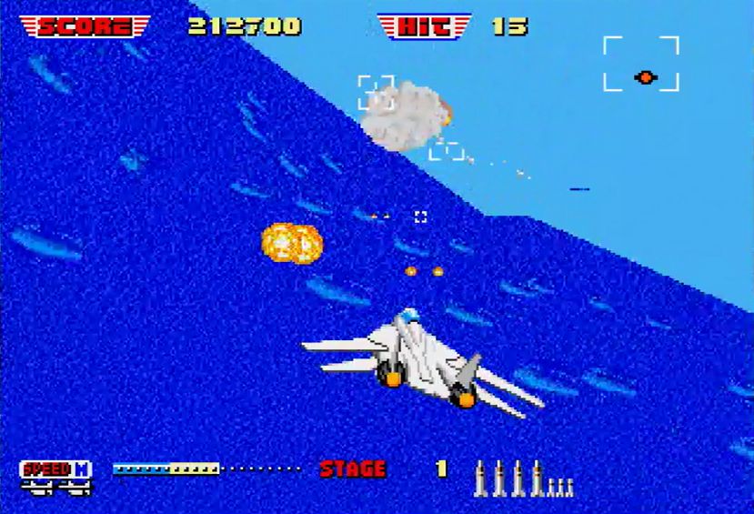 「アフターバーナー」名物、ローリングも見事に再現。実戦的には、敵弾を避ける際にはあまり有効ではないが、ドッグファイトの迫力をさらに高める素晴らしい演出だ