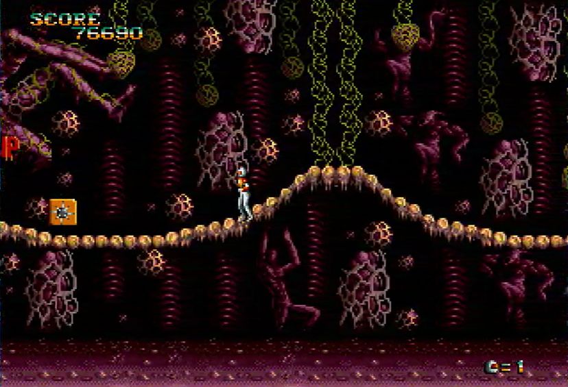 左向きでアイテムを持った敵を倒すと、チェルノブは後退できないためアイテムが回収不可能になることをお忘れなく！