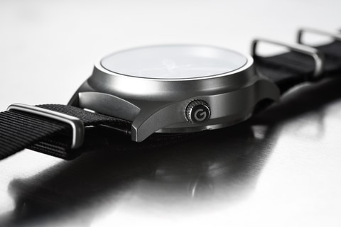 レインボーシックス シージ」公式ミリタリーウォッチ「GRAPHT 6SIEGE 