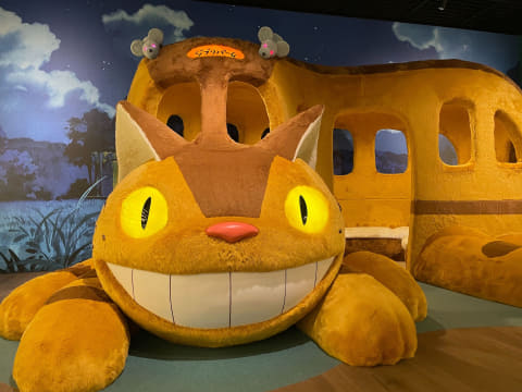 となりのトトロ はしれ！ネコバス ウォールポケット ジブリパーク