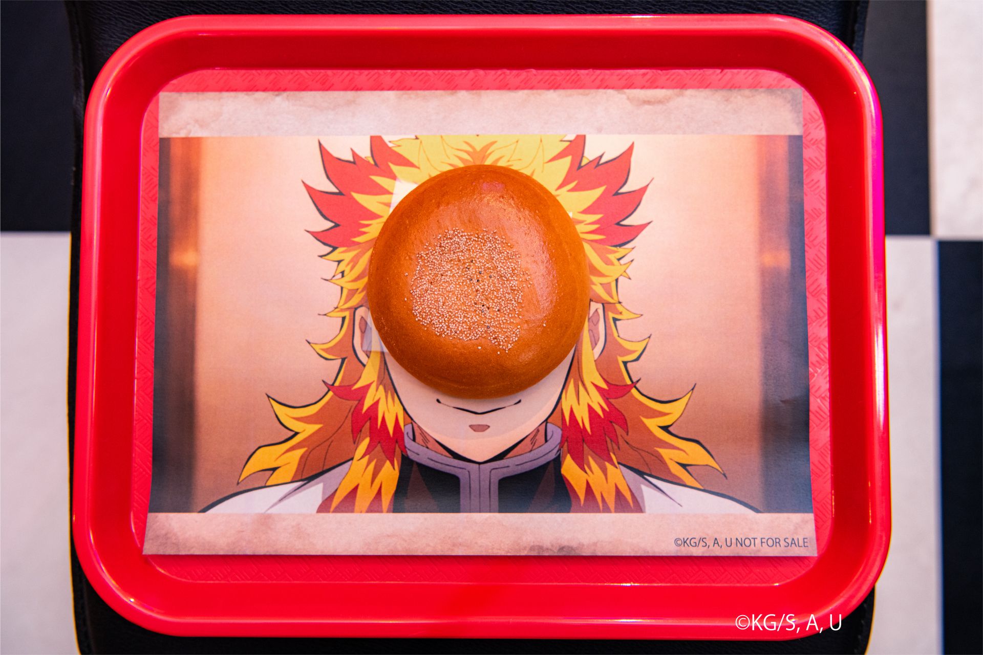 テレビアニメの、あの名シーンを再現。思いのままにあんぱんをぶつけよう！/価格：300円（税込）