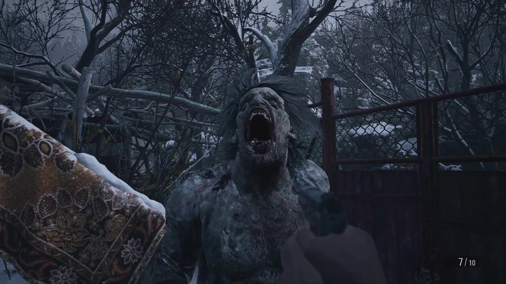 主観視点になり、「バイオハザード6」以前よりも迫力が増した